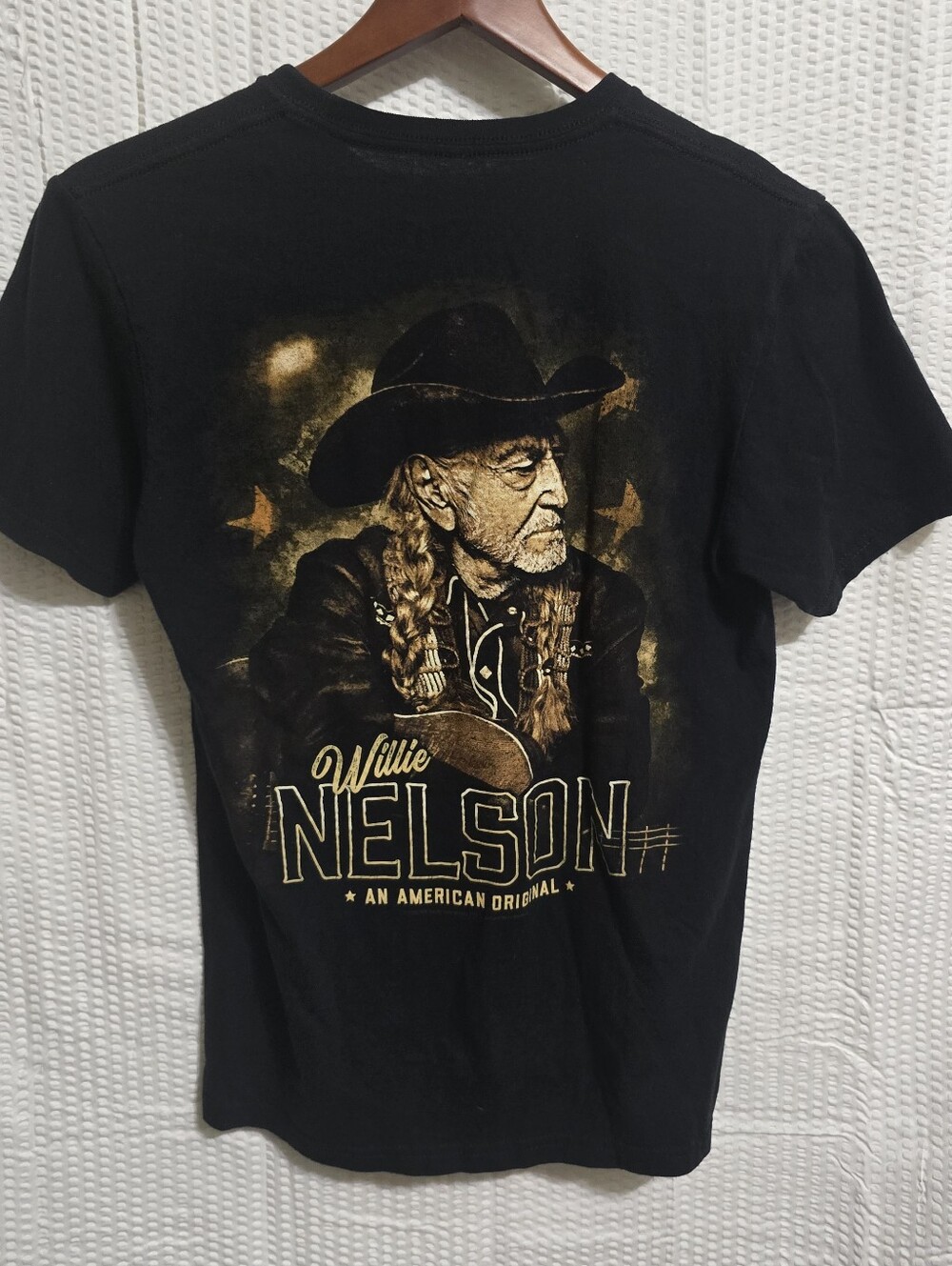 Buck Wear Willie Nelson “An American Original” Graphic T-Shirt – Black – Small
